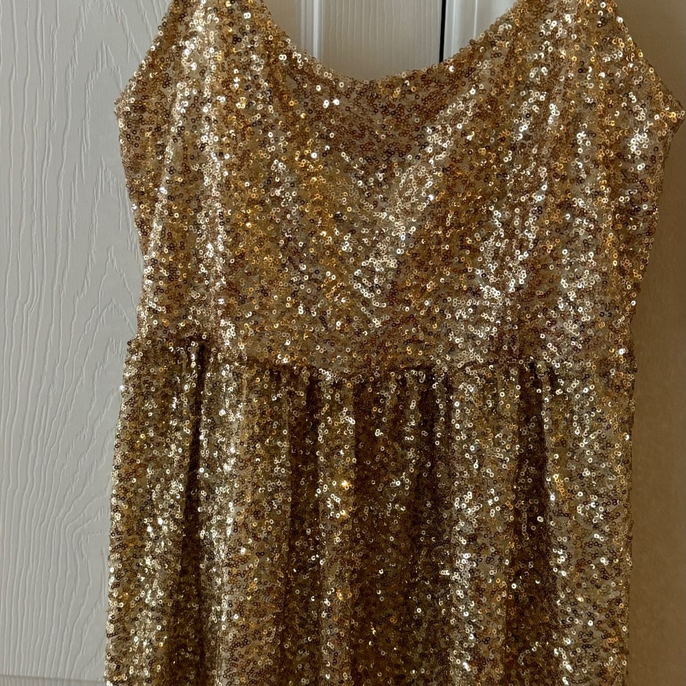 Red Clover Size M Gold Sequin dress